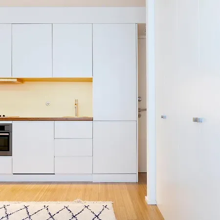 The Art - Homes Apartment