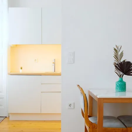 The Art - Homes Apartment *