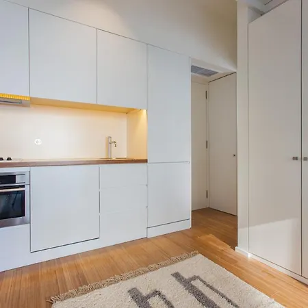 The Art - Homes Apartment *
